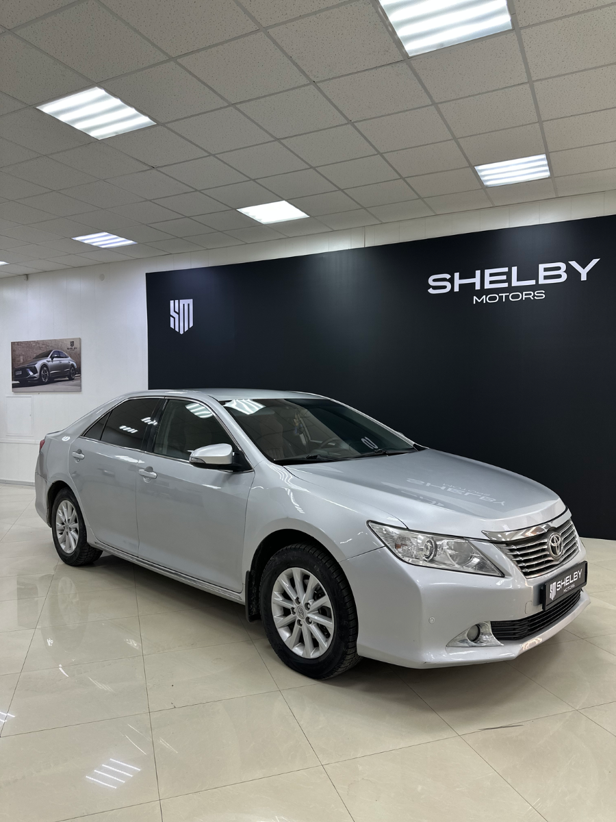 SM (1) Toyota Camry 2013 г., с пробегом 170.000 км — изображение 1