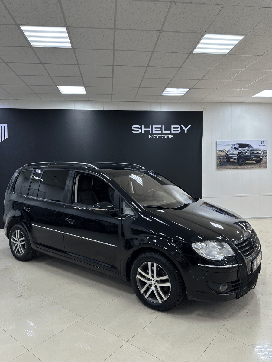 4(30) Volkswagen Touran 2008 г., с пробегом 190.000 км — изображение 1