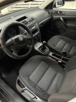 Skoda Octavia 2011 г., с пробегом 223.000 км — изображение 2