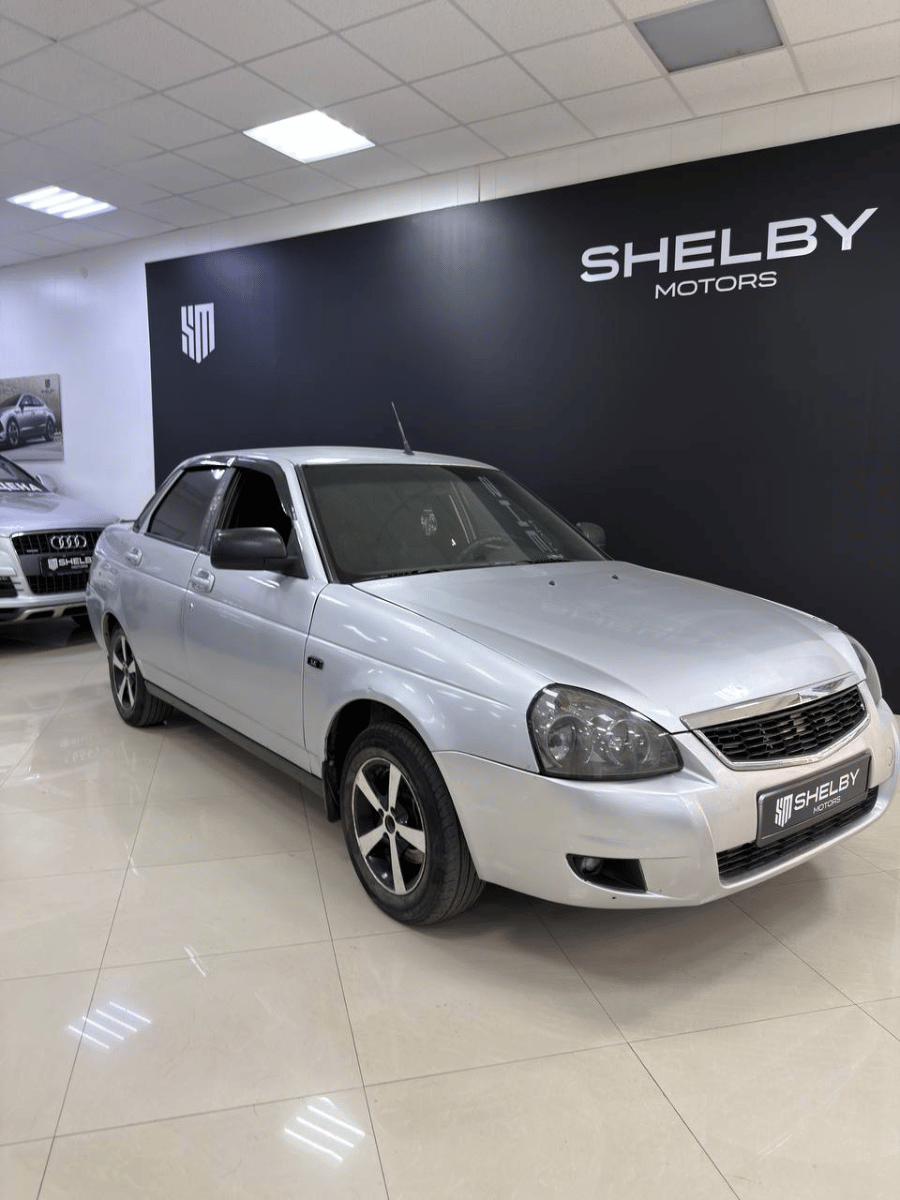 1(105) Lada Priora 2011 г., с пробегом 240.000 км — изображение 1