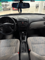 Nissan Almera 2001 г., с пробегом 211.000 км — изображение 3