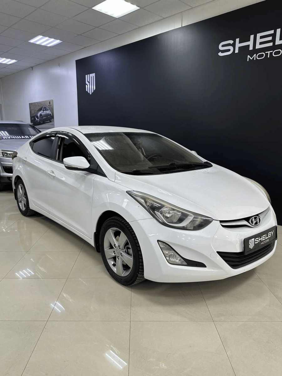 4(70) Hyundai Elantra 2015 г., с пробегом 156.000 км — изображение 1