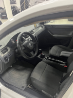 Skoda Rapid 2015 г., с пробегом 250.000 км — изображение 2