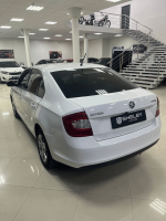 Skoda Rapid 2015 г., с пробегом 250.000 км — изображение 3
