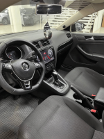 Volkswagen Jetta 2015 г., с пробегом 99.000 км — изображение 2